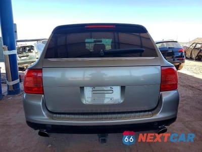 Zdjęcie 6 z 13 samochodu: 2004 PORSCHE CAYENNE VIN:WP1AA29P24LA21092 - miniatura