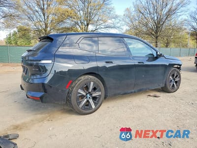 Trzecie zdjęcie samochodu z tyłu: 2024 BMW IX XDRIVE50 VIN:WB523CF0XRCR75945 - miniatura