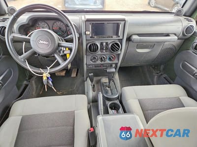 Zdjęcie 8 z 12 samochodu: 2008 JEEP WRANGLER UNLIMITED X VIN:1J8GA39198L583390 - miniatura