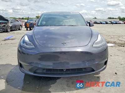 Piąte zdjęcie samochodu w środku: 2024 TESLA MODEL Y VIN:7SAYGDEE5RA253856 - miniatura