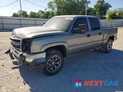2006 CHEVROLET SILVERADO K1500 2GCEK13T561158729 - główne zdjęcie licytacji z USA - miniatura