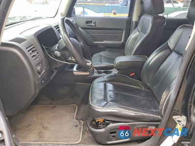 Zdjęcie 7 z 14 samochodu: 2007 HUMMER H3 VIN:5GTDN13E578217256 - miniatura