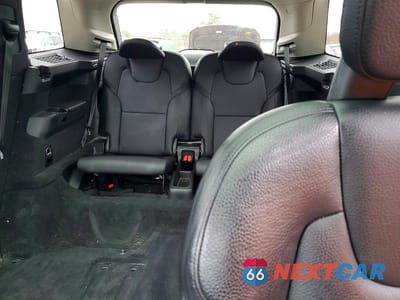 Zdjęcie 10 z 13 samochodu: 2016 VOLVO XC90 T6 VIN:YV4A22PK1G1055673 - miniatura