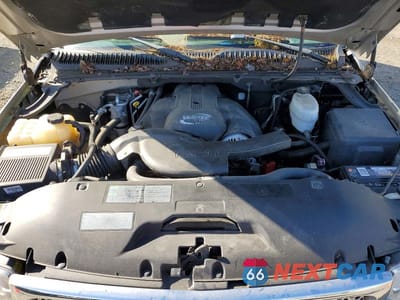 Zdjęcie 12 z 13 samochodu: 2006 GMC YUKON XL DENALI VIN:1GKFK66U36J129908 - miniatura