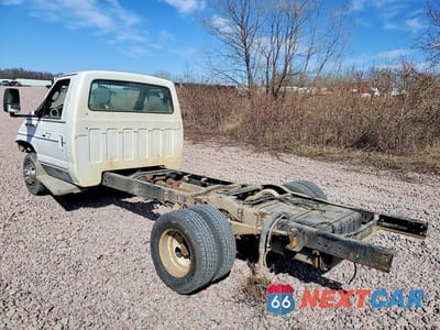 Drugie zdjęcie samochodu z przodu: 2015 FORD ECONOLINE E450 SUPER DUTY CUTAWAY VAN VIN:1FDXE4FS7FDA12496 - miniatura
