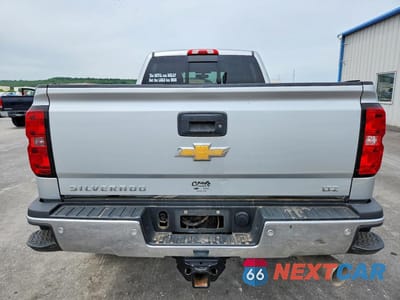 Zdjęcie 6 z 13 samochodu: 2019 CHEVROLET SILVERADO K2500 HEAVY DUTY LTZ VIN:1GC1KTEYXKF136733 - miniatura