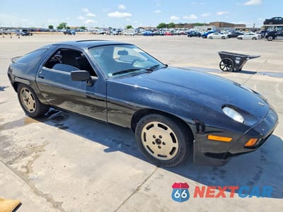 Czwarte zdjęcie samochodu z boku: 1986 PORSCHE 928 S VIN:WP0JB0924GS861862 - miniatura