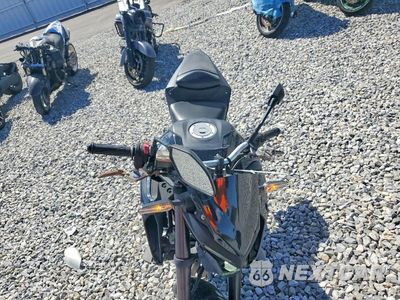 Piąte zdjęcie samochodu w środku: 2020 YAMAHA MT-03 VIN:MH3RH20Y0LK003377 - miniatura