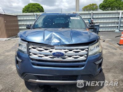 Piąte zdjęcie samochodu w środku: 2018 FORD EXPLORER XLT VIN:1FM5K7D82JGC90755 - miniatura