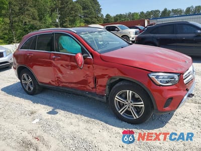 Czwarte zdjęcie samochodu z boku: 2020 MERCEDES-BENZ GLC 300 4MATIC VIN:W1N0G8EB6LF848477 - miniatura