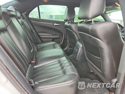 Zdjęcie 10 z 13 samochodu: 2020 CHRYSLER 300 S VIN:2C3CCABG8LH201329 - miniatura