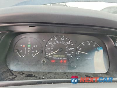 Zdjęcie 9 z 11 samochodu: 1999 TOYOTA CAMRY LE VIN:JT2BG28K3X0290095 - miniatura