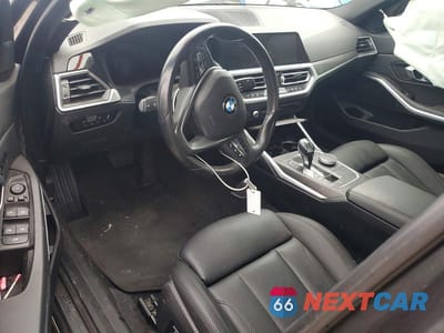 Zdjęcie 8 z 12 samochodu: 2019 BMW 330I VIN:WBA5R1C53KAK12670 - miniatura