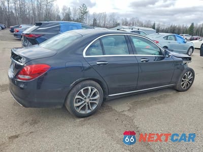 Trzecie zdjęcie samochodu z tyłu: 2015 MERCEDES-BENZ C 300 4MATIC VIN:55SWF4KB0FU019719 - miniatura