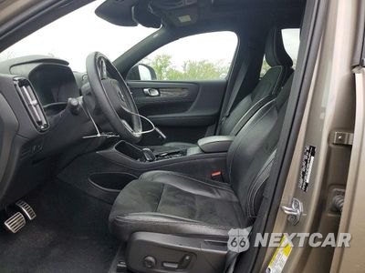 Zdjęcie 7 z 13 samochodu: 2022 VOLVO XC40 T5 R-DESIGN VIN:YV4162UM1N2701215 - miniatura