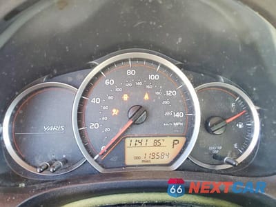 Zdjęcie 9 z 11 samochodu: 2012 TOYOTA YARIS 5-DOOR LE VIN:JTDKTUD3XCD517489 - miniatura