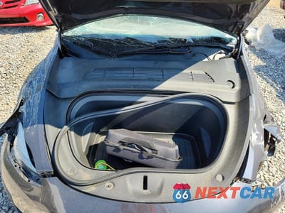 Zdjęcie 11 z 12 samochodu: 2021 TESLA MODEL Y VIN:5YJYGDEE9MF077368 - miniatura