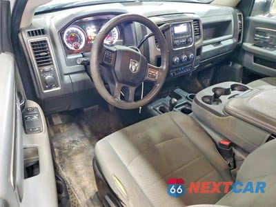 Zdjęcie 8 z 12 samochodu: 2018 RAM 2500 ST VIN:3C6MR5AJ3JG283266 - miniatura