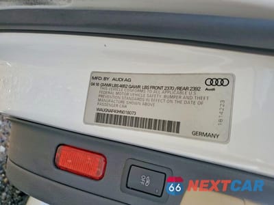 Zdjęcie 12 z 12 samochodu: 2017 AUDI A4 PREMIUM VIN:WAUGNAF40HN018073 - miniatura