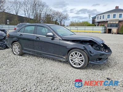Czwarte zdjęcie samochodu z boku: 2008 MERCEDES-BENZ C 300 4MATIC VIN:WDDGF81X18F172205 - miniatura