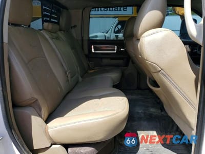 Zdjęcie 10 z 12 samochodu: 2012 DODGE RAM 3500 LARAMIE VIN:3C63DRJL4CG247401 - miniatura
