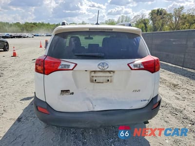 Zdjęcie 6 z 13 samochodu: 2014 TOYOTA RAV4 XLE VIN:JTMWFREV1EJ007929 - miniatura