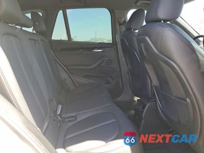 Zdjęcie 10 z 12 samochodu: 2019 BMW X1 SDRIVE28I VIN:WBXHU7C57K3H44239 - miniatura