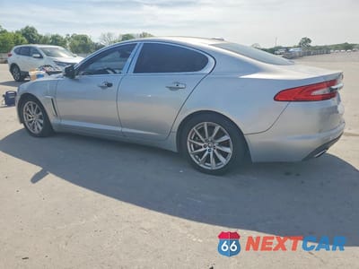 Drugie zdjęcie samochodu z przodu: 2012 JAGUAR XF VIN:SAJWA0FBXCLS36160 - miniatura