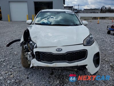 Piąte zdjęcie samochodu w środku: 2018 KIA SPORTAGE LX VIN:KNDPM3AC3J7476524 - miniatura