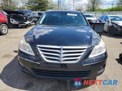 Piąte zdjęcie samochodu w środku: 2009 HYUNDAI GENESIS VIN:KMHGC46E89U043048 - miniatura