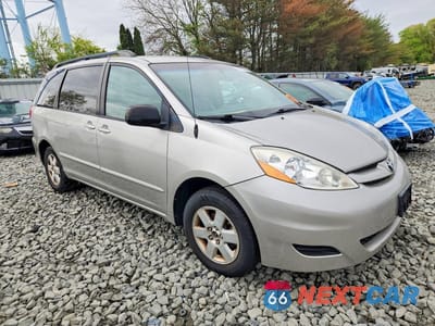 Czwarte zdjęcie samochodu z boku: 2008 TOYOTA SIENNA LE 8-PASSENGER VIN:5TDZK23C38S145366 - miniatura