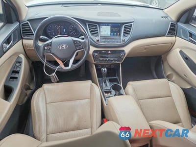 Zdjęcie 8 z 13 samochodu: 2018 HYUNDAI TUCSON SE VIN:KM8J3CA41JU694010 - miniatura