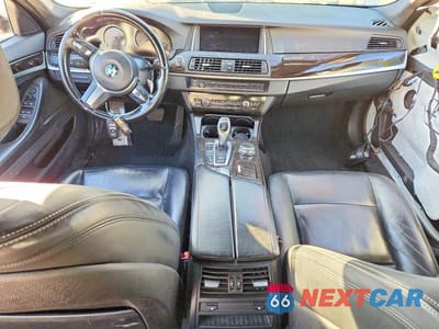 Zdjęcie 8 z 13 samochodu: 2016 BMW 528 XI VIN:WBA5A7C54GG642867 - miniatura