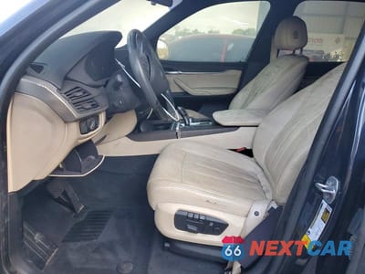 Zdjęcie 7 z 12 samochodu: 2017 BMW X5 SDRIVE35I VIN:5UXKR2C39H0W43862 - miniatura