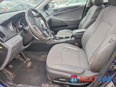 Zdjęcie 7 z 13 samochodu: 2012 HYUNDAI SONATA SE VIN:5NPEC4AC1CH391633 - miniatura