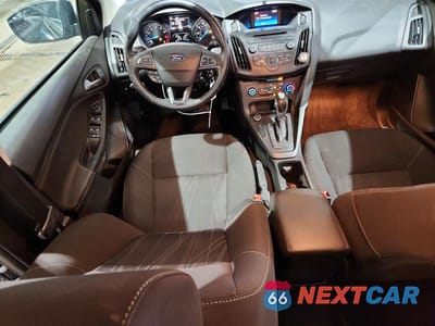 Zdjęcie 8 z 12 samochodu: 2016 FORD FOCUS SE VIN:1FADP3F20GL256595 - miniatura