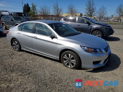 Czwarte zdjęcie samochodu z boku: 2015 HONDA ACCORD LX VIN:1HGCR2F32FA155136 - miniatura