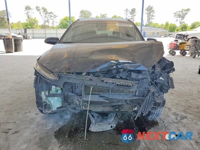 Piąte zdjęcie samochodu w środku: 2018 HYUNDAI KONA SEL VIN:KM8K62AA4JU075543 - miniatura