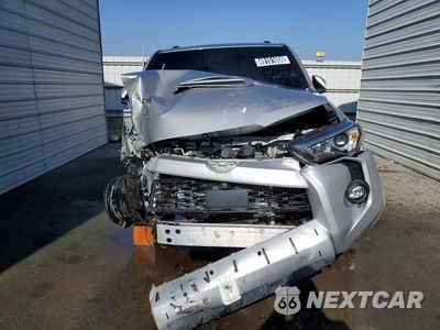 Piąte zdjęcie samochodu w środku: 2024 TOYOTA 4RUNNER TRD OFF-ROAD PREMIUM VIN:JTERU5JRXR6225084 - miniatura