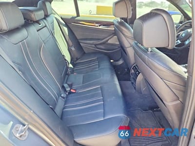 Zdjęcie 10 z 13 samochodu: 2020 BMW M550XI VIN:WBAJS7C0XLCD19024 - miniatura