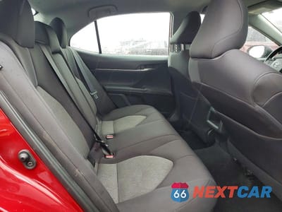 Zdjęcie 10 z 12 samochodu: 2021 TOYOTA CAMRY HYBRID LE VIN:4T1C31AKXMU031115 - miniatura