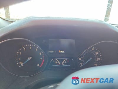 Zdjęcie 9 z 12 samochodu: 2015 FORD FOCUS SE VIN:1FADP3F22FL211110 - miniatura