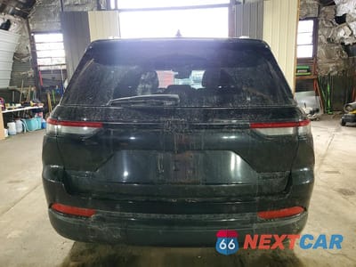 Zdjęcie 6 z 13 samochodu: 2024 JEEP GRAND CHEROKEE LIMITED VIN:1C4RJHBG5R8609774 - miniatura