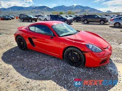 Czwarte zdjęcie samochodu z boku: 2018 PORSCHE CAYMAN VIN:WP0AA2A80JK261751 - miniatura