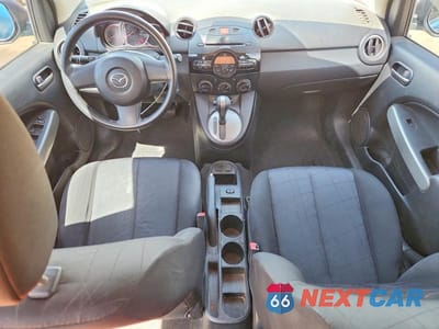 Zdjęcie 8 z 13 samochodu: 2012 MAZDA MAZDA2 VIN:JM1DE1KY3C0144688 - miniatura