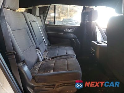 Zdjęcie 11 z 12 samochodu: 2023 CHEVROLET TAHOE K1500 LS VIN:1GNSKMKD6PR164800 - miniatura