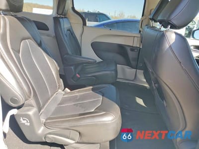 Zdjęcie 10 z 13 samochodu: 2023 CHRYSLER PACIFICA TOURING L VIN:2C4RC1BG3PR563476 - miniatura