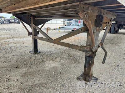 Zdjęcie 8 z 10 samochodu: 2012 GREAT DANE DRY VAN TRAILER VIN:1GRAA0620CJ632382 - miniatura
