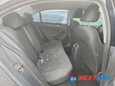 Zdjęcie 10 z 11 samochodu: 2014 VOLKSWAGEN JETTA BASE VIN:3VW2K7AJ4EM250474 - miniatura