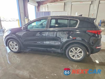 Drugie zdjęcie samochodu z przodu: 2017 KIA SPORTAGE LX VIN:KNDPM3AC2H7135609 - miniatura